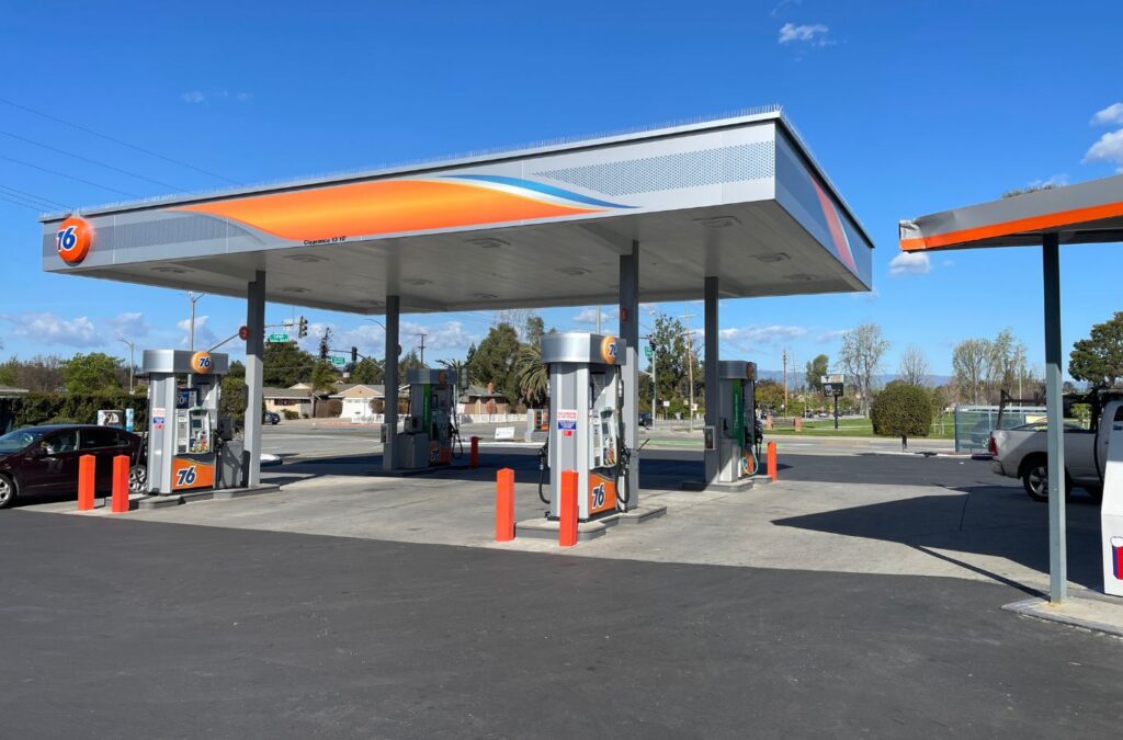 Slon Exterior Care expert restoring a Newark, CA business facade with detailed pressure washing, demonstrating reliability and trusted service. Commercial Pressure Washing near me.