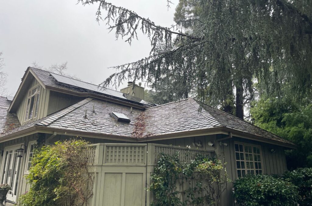 Slon Exterior Care expert providing roof cleaning in Saratoga, CA demonstrating skill and trusted local service. Roof Cleaning near me.