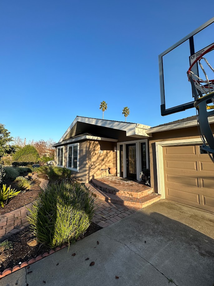 exterior cleaning in Newark, CA