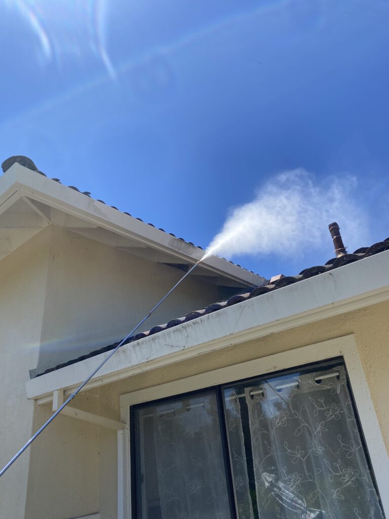 Roof washing services in Santa Clara, CA