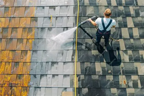 Roof Washing in Saratoga, CA